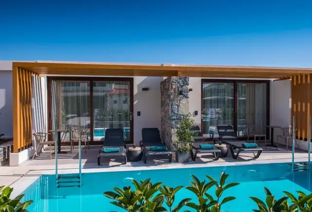 Petousis Hotel and Suites accommodaties | villa
